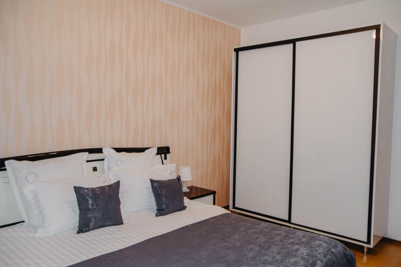 Apartament Hugo Mountain Sinaia Zewnętrze zdjęcie